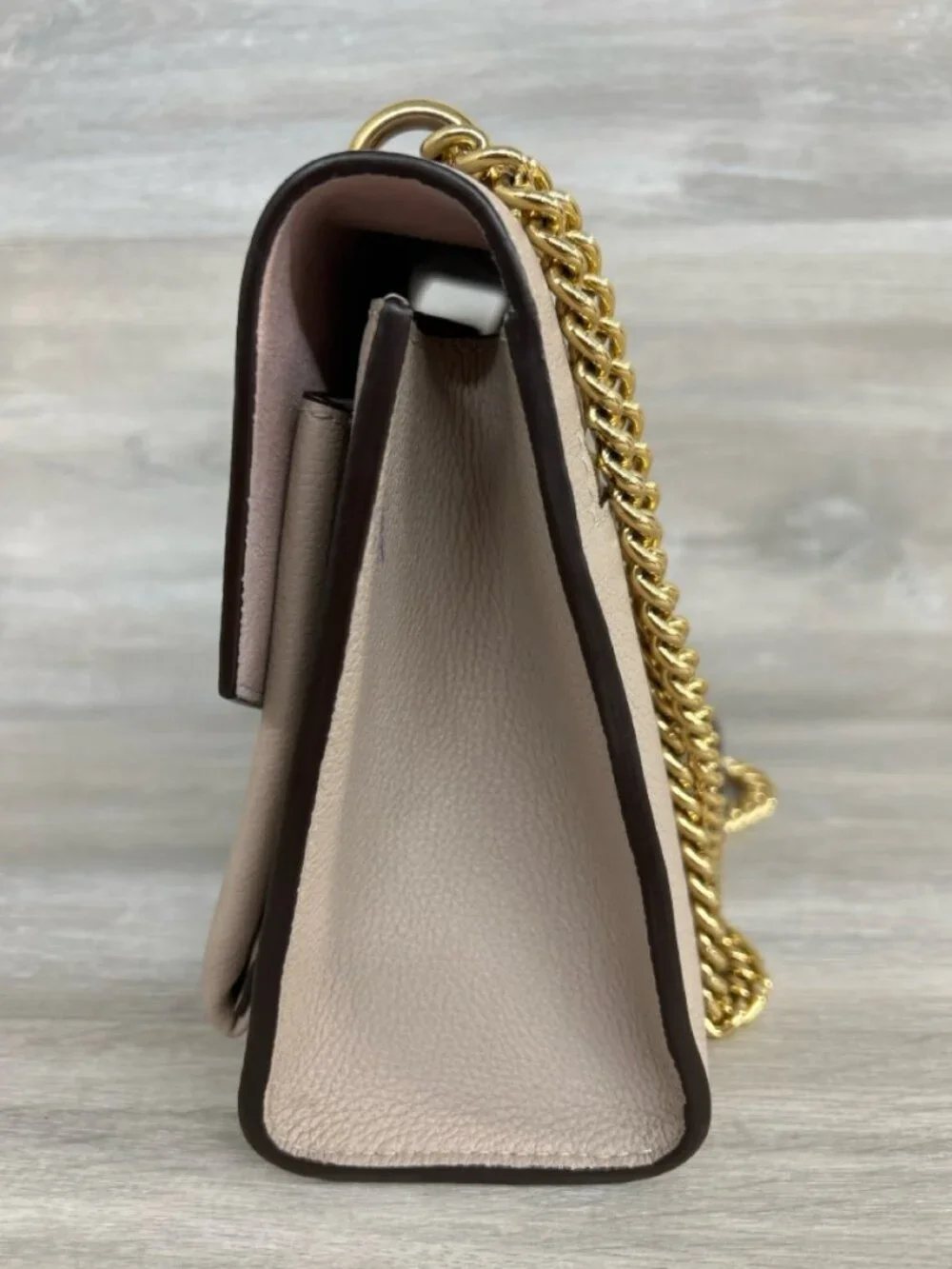 Louis Vuitton New Wave Chain Bag MM M58549 (PO1021292)